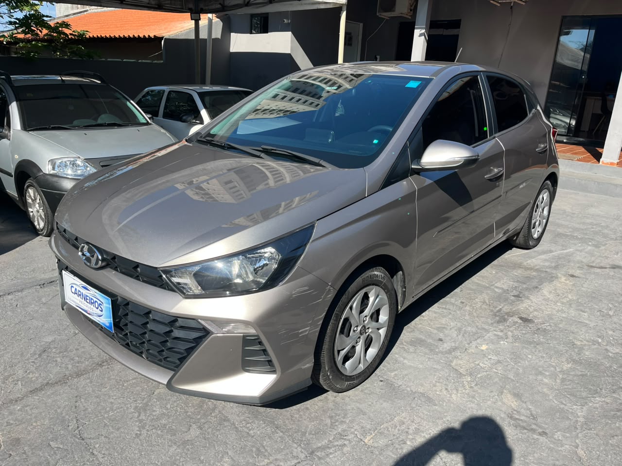 HYUNDAI
